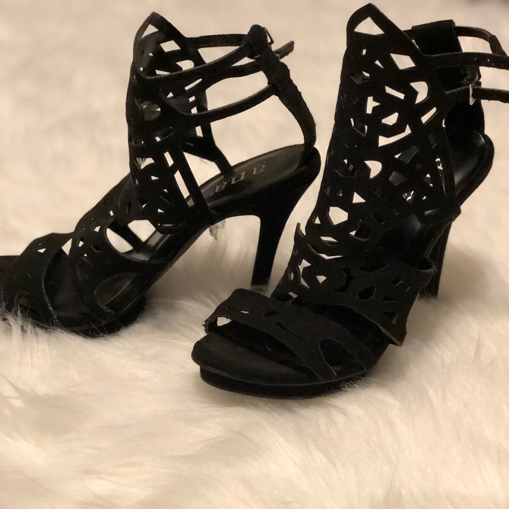 ANA heels